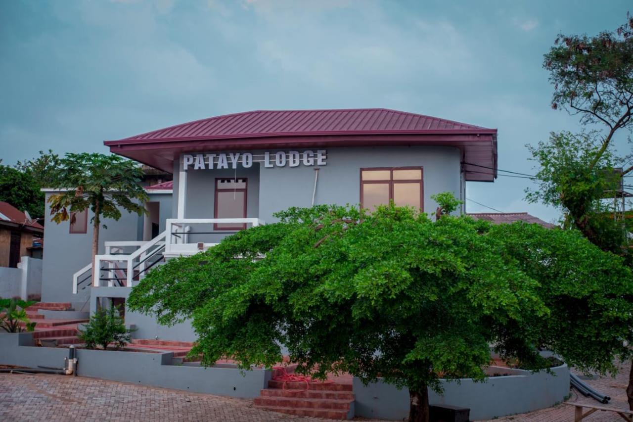 Patayo Lodge Kumasi Buitenkant foto